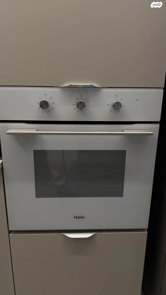 תנור HAIER כמו חדש