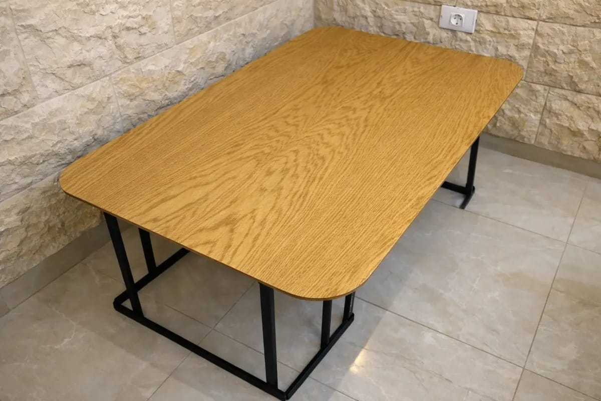 שולחן סלון מפואר